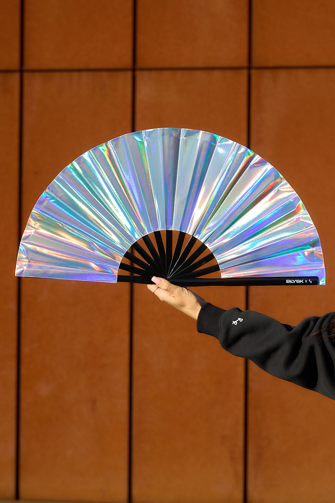 BŁYSK x R2R Holo Large Hand Fan