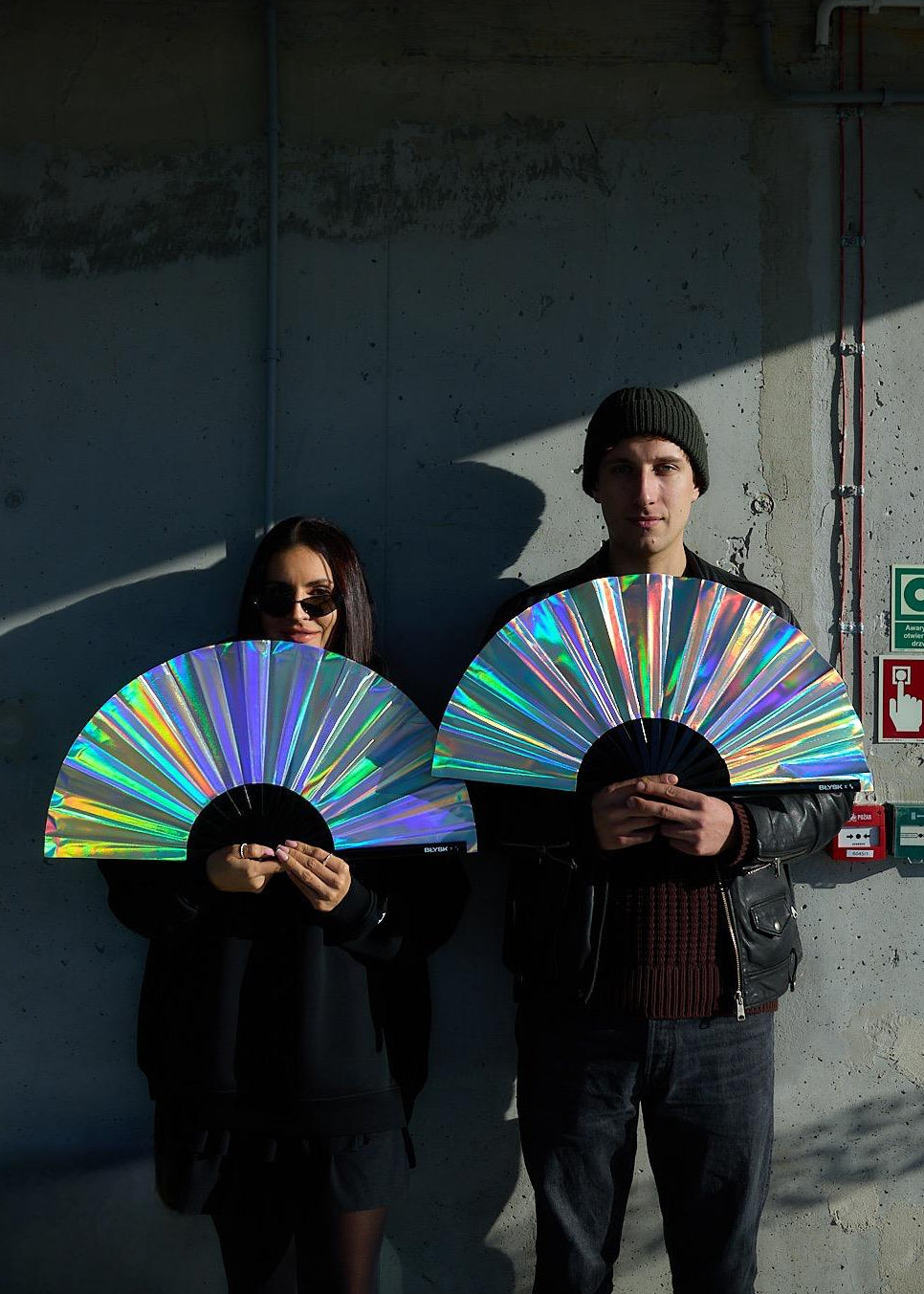 BŁYSK x R2R Holo Large Hand Fan
