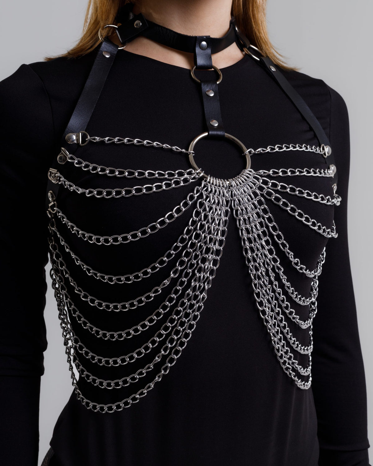 Chest harness with chains