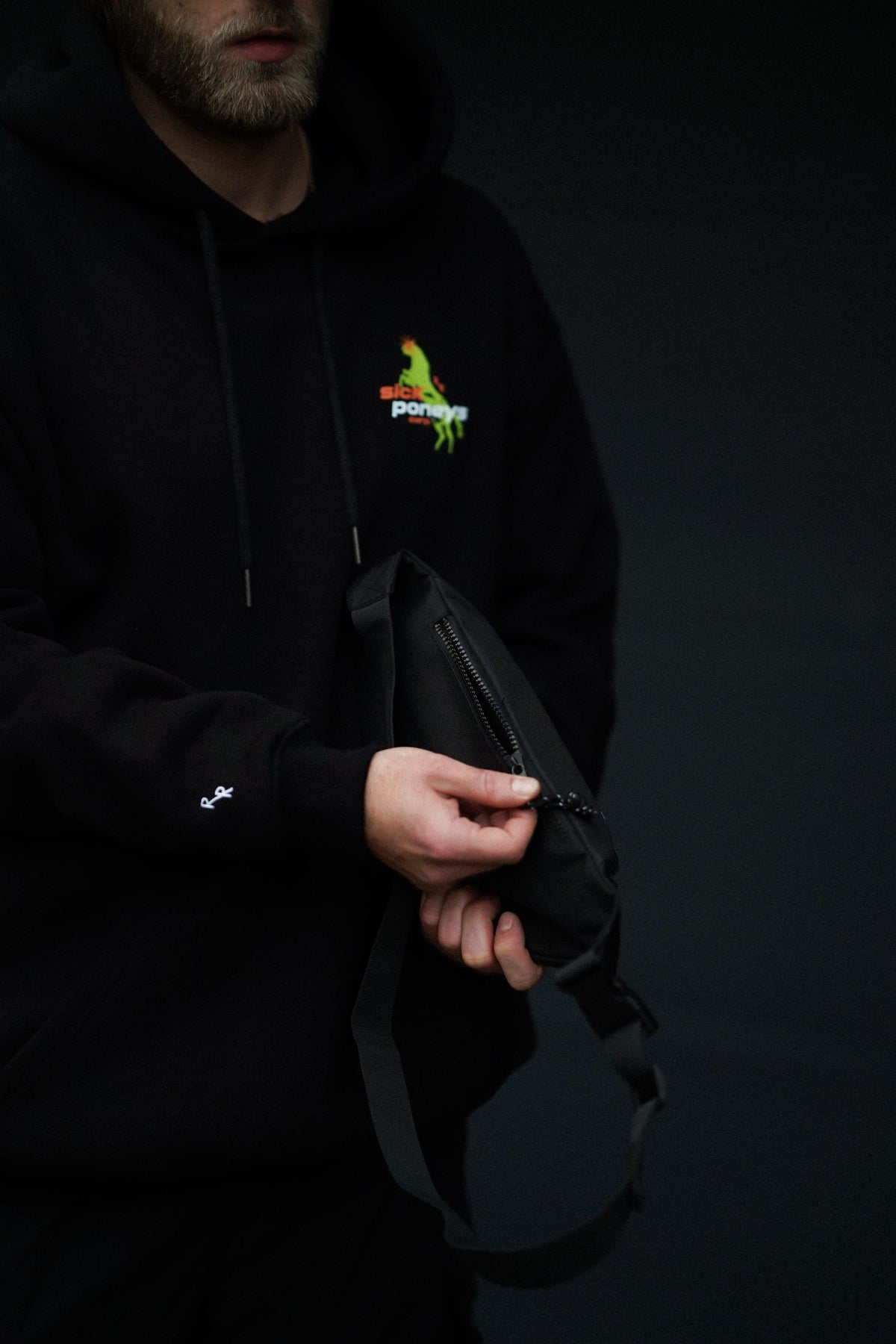Belt Bag Make Techno Underground Again